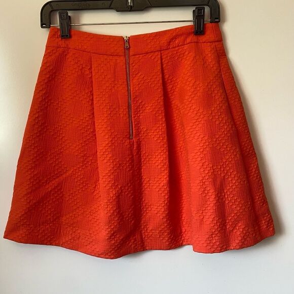 Pink Trina Turk Textured Pleated Circle Skater Skirt with Zipper 0 small spring - Picture 4 of 6